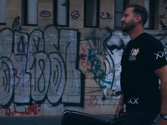 Still 2025-09-10 075427_1.1.1