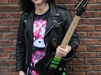 JIMI CIMBALA PREMIÉROVO PREDSTAVÍ SVOJ SÓLOVÝ KONCERTNÝ PROGRAM „ROCK ELEGANCE" Unknown