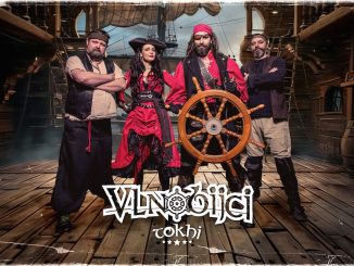 Tokhi & Vlnobijci v novém singlu hledají maják ve tmě. Píseň doprovází lyric video 1000108200