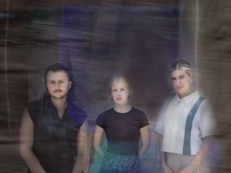 Ľuboš Kotlár - získal cenu Oskára Čepana 2025 Laureátstvo Ceny Oskára Čepana 2025 zľava Ľuboš Kotlár Nikola Balberčáková Ráchel Jutka foto Lena Gallovičová