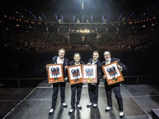 4 Tenori si v O2 Aréne prevzali zlatú platňu za album Vánoční a oznámili veľkolepú oslavu 10 rokov na scéne 4Tenoři_Zlata deska_O2arena